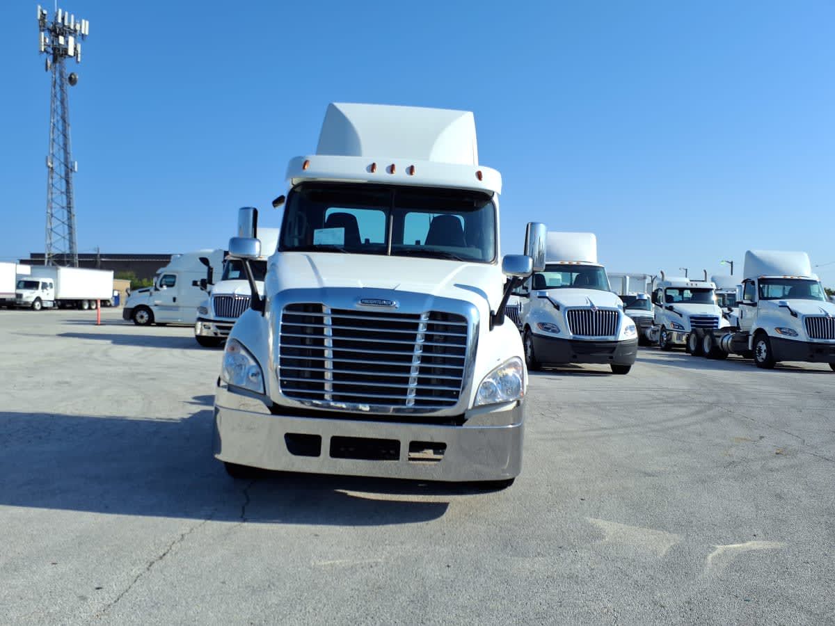 2019 Freightliner CASCADIA 125