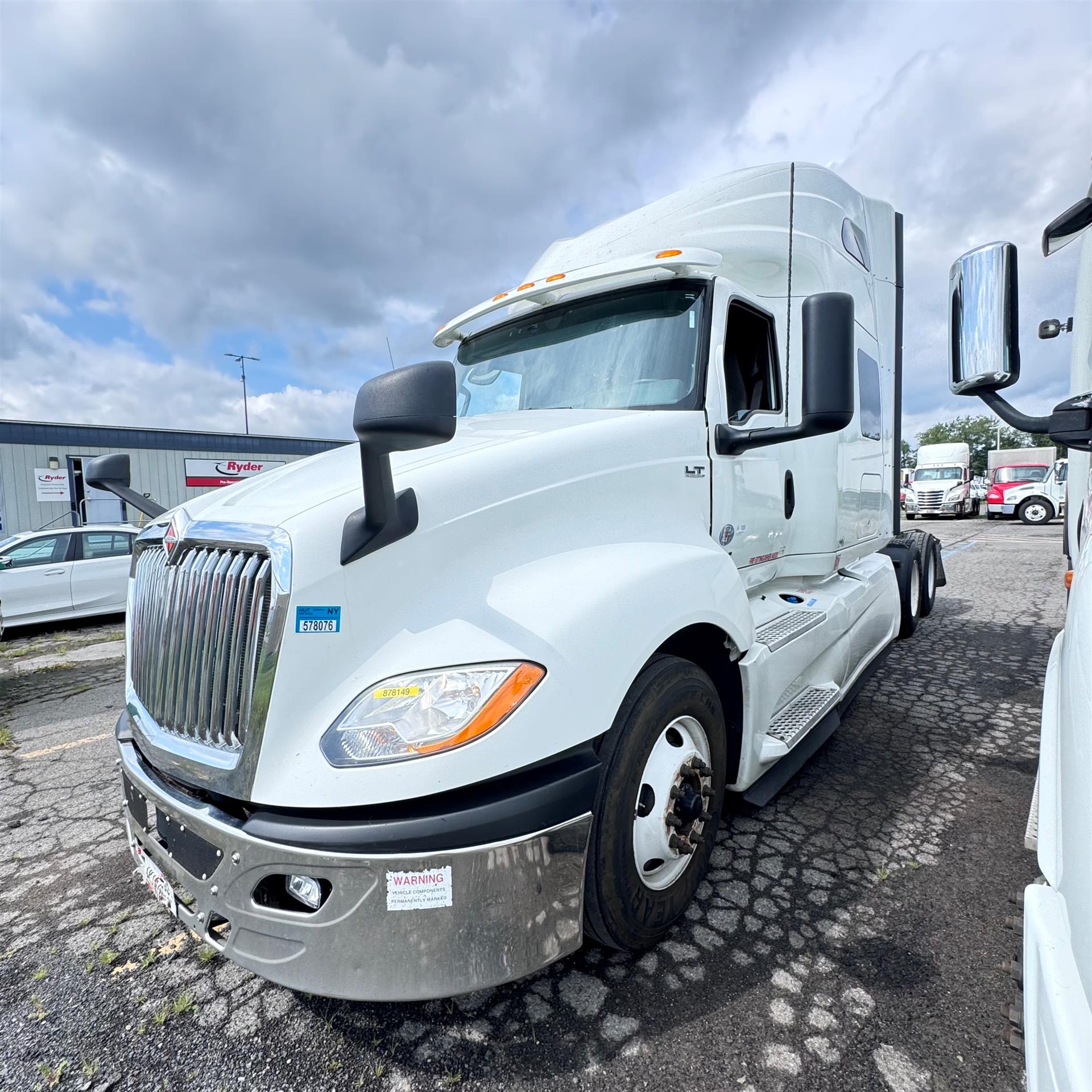 2019 International LT625