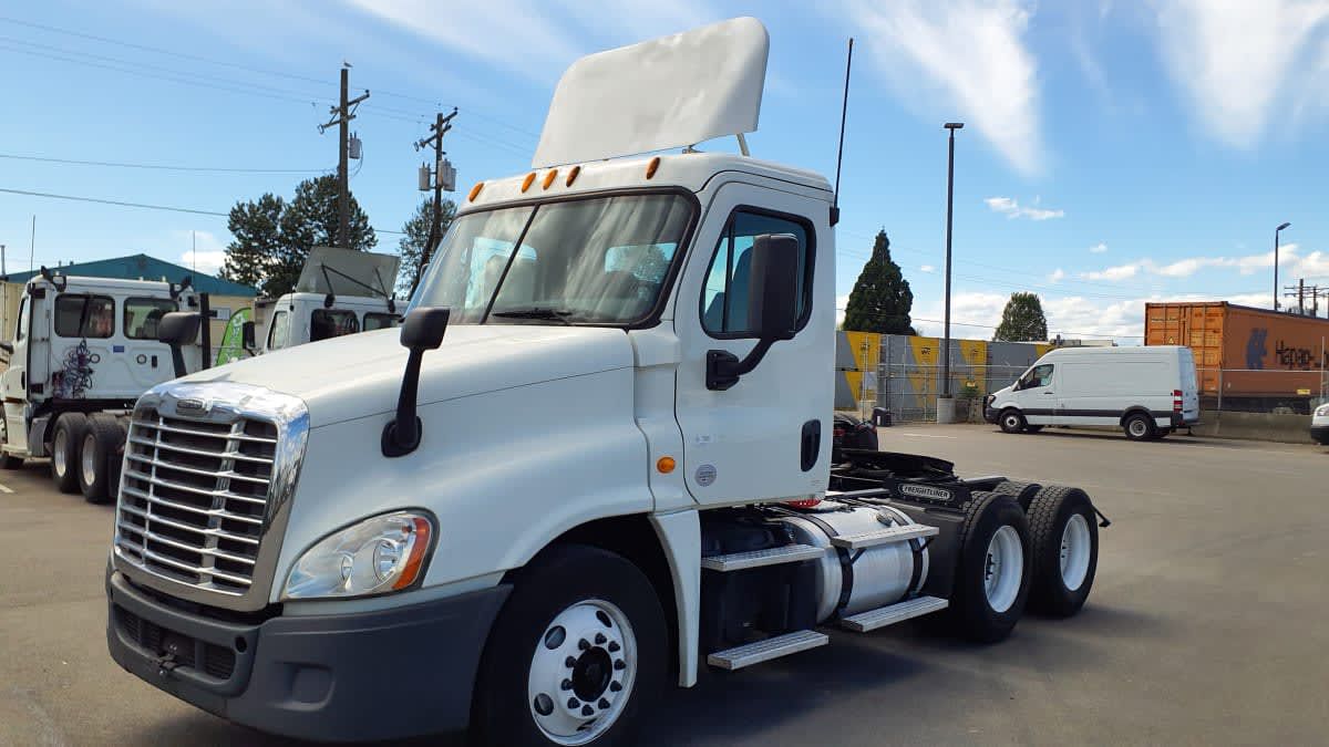 2014 Freightliner CASCADIA 125