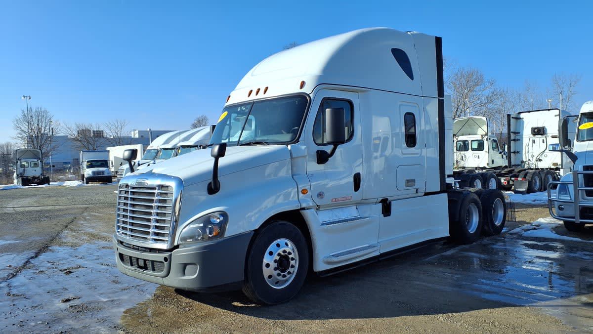 2019 Freightliner CASCADIA 125