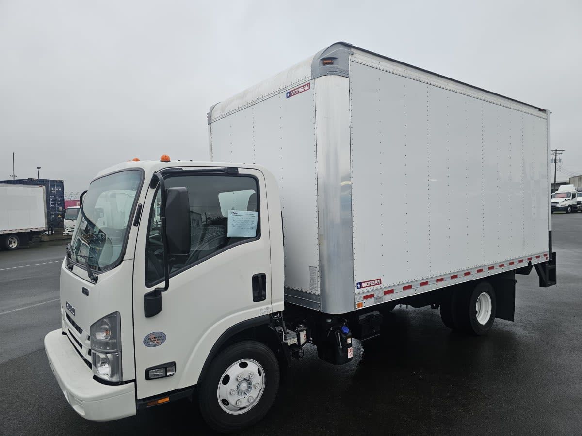 2019 Isuzu NPR HD