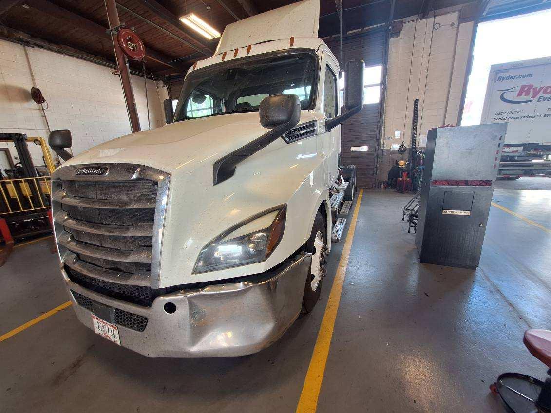 2019 Freightliner NEW CASCADIA PX12664