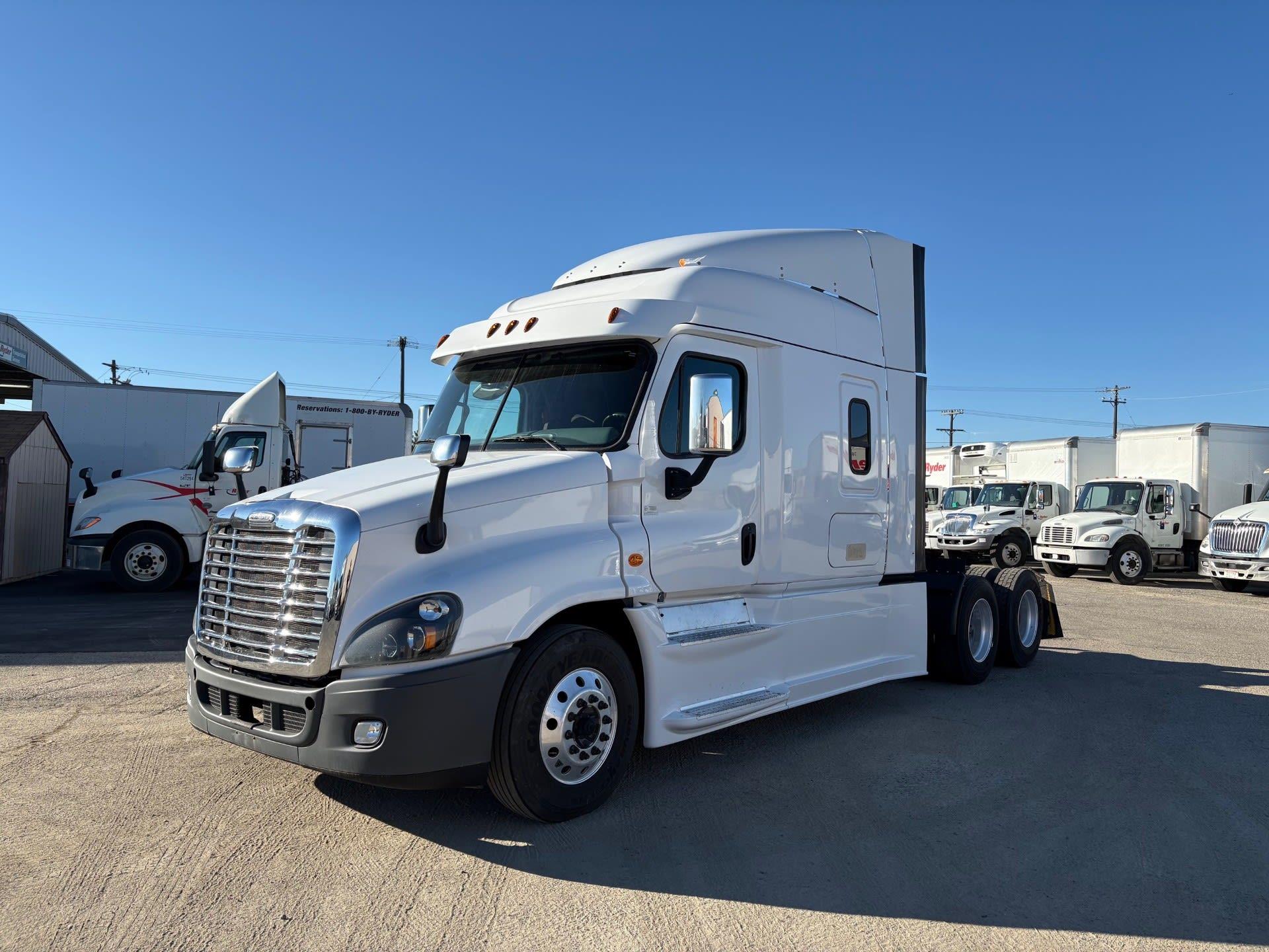 2017 Freightliner CASCADIA 125