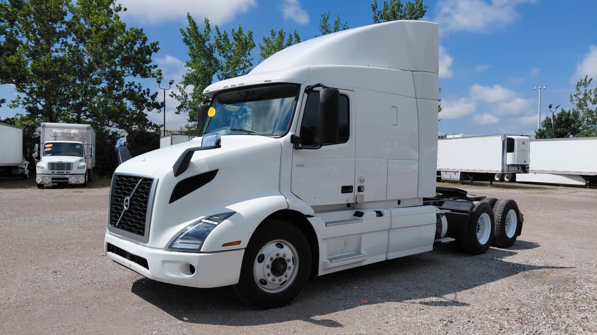 2019 Volvo VNR64T-640
