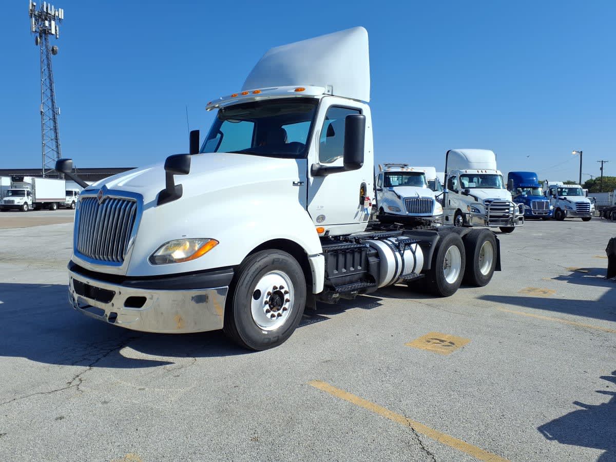 2018 International LT625