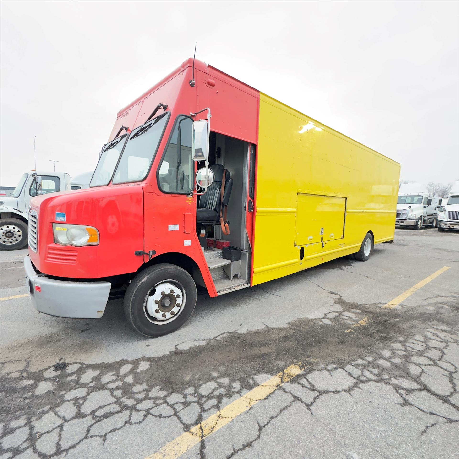 2016 Freightliner MT55