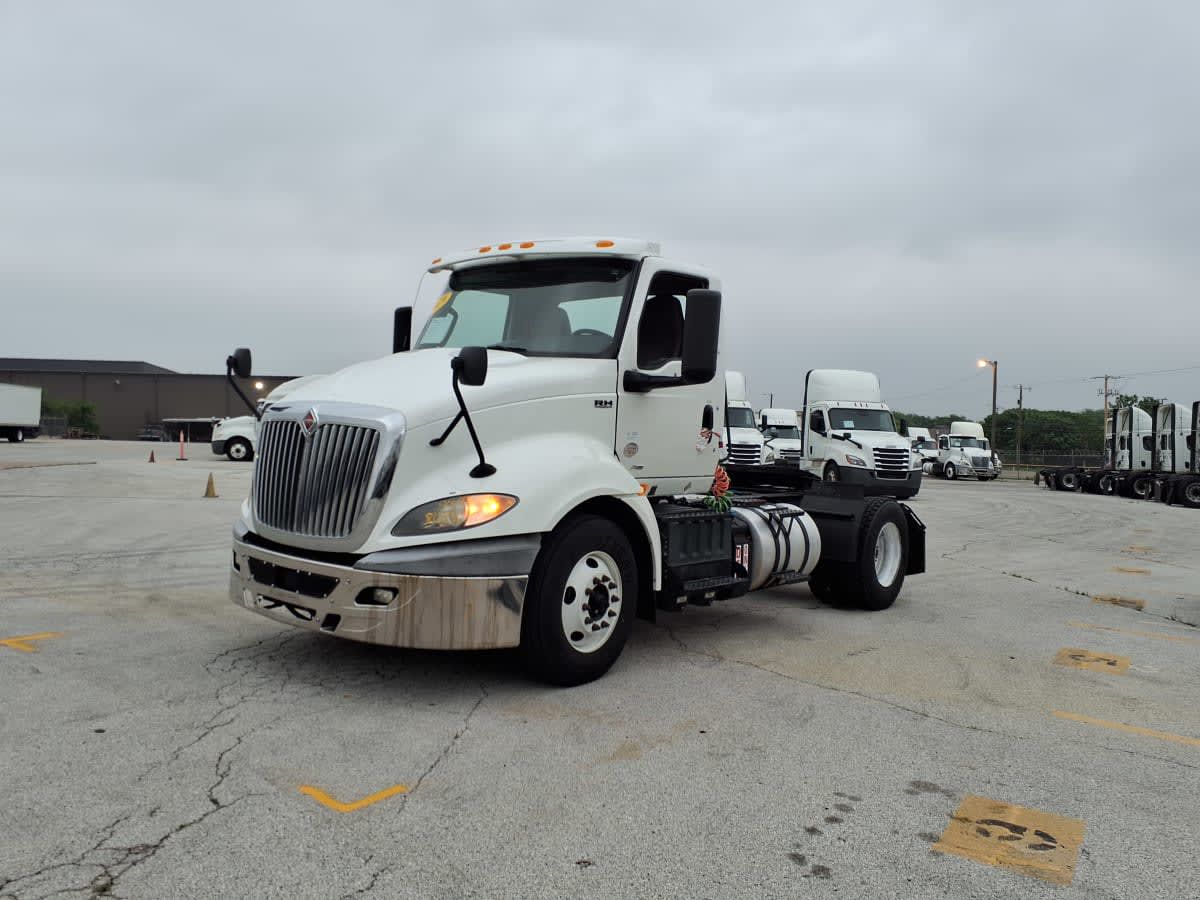 2019 International RH613