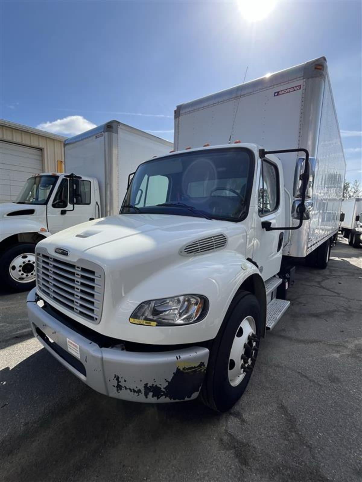 2019 Freightliner M2 106