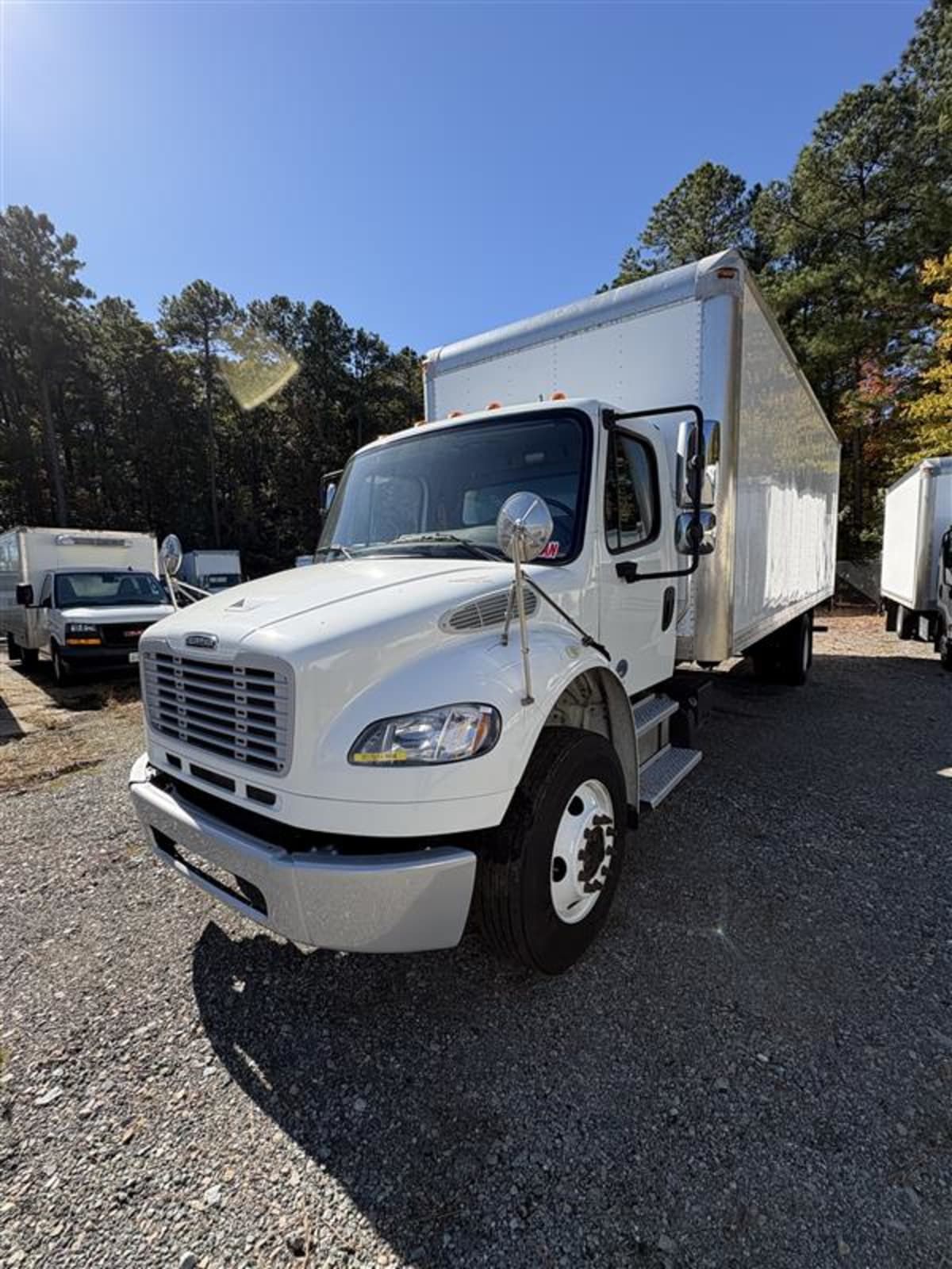 2019 Freightliner M2 106