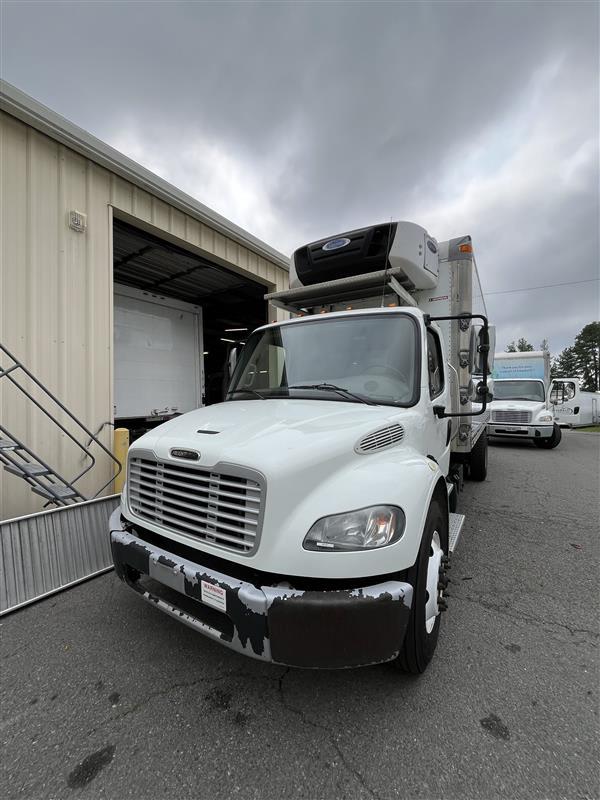 2019 Freightliner M2 106