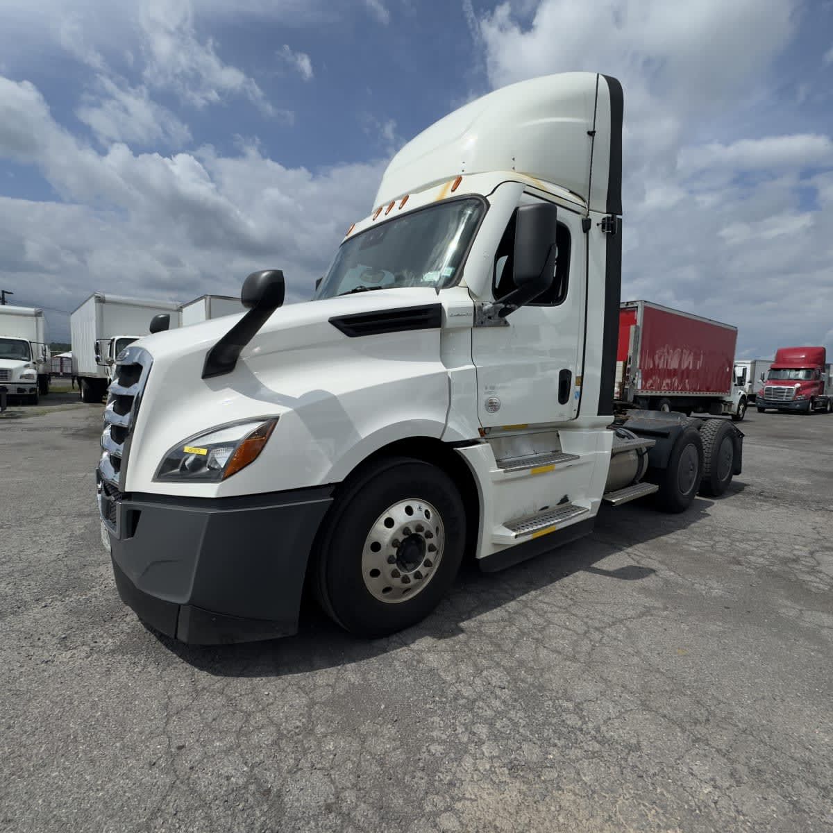 2021 Freightliner NEW CASCADIA PX12664