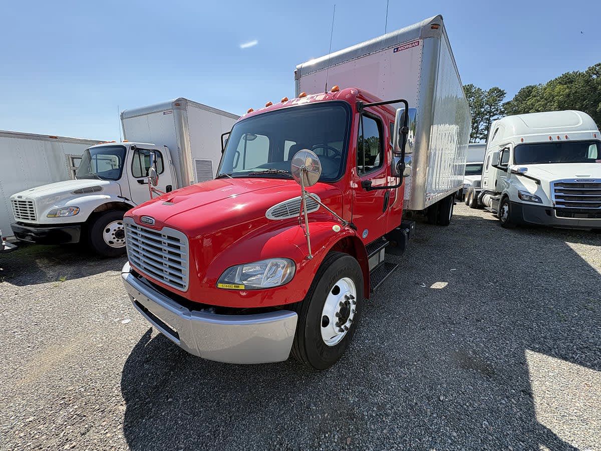 2017 Freightliner M2 106