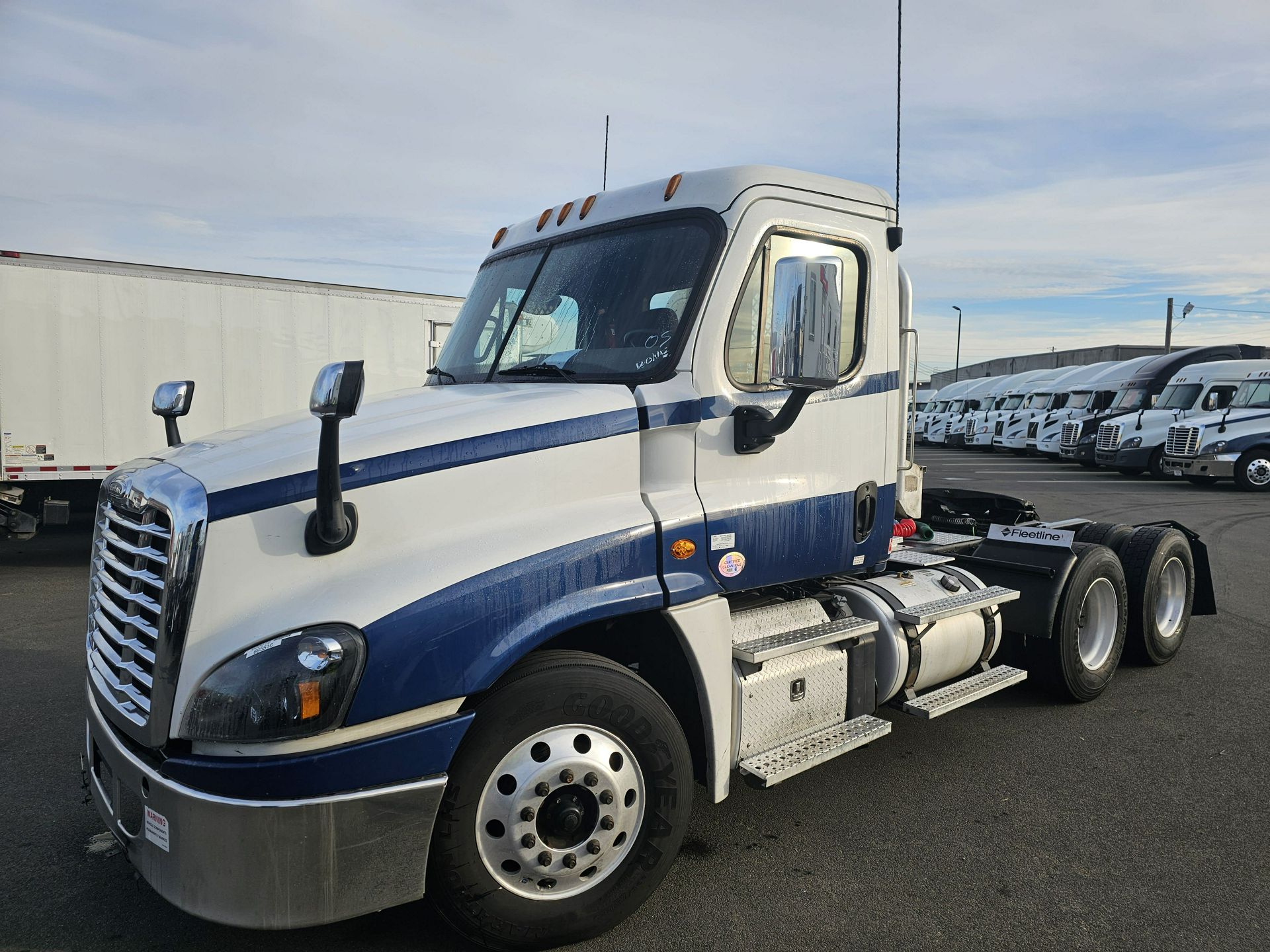2018 Freightliner CASCADIA 125