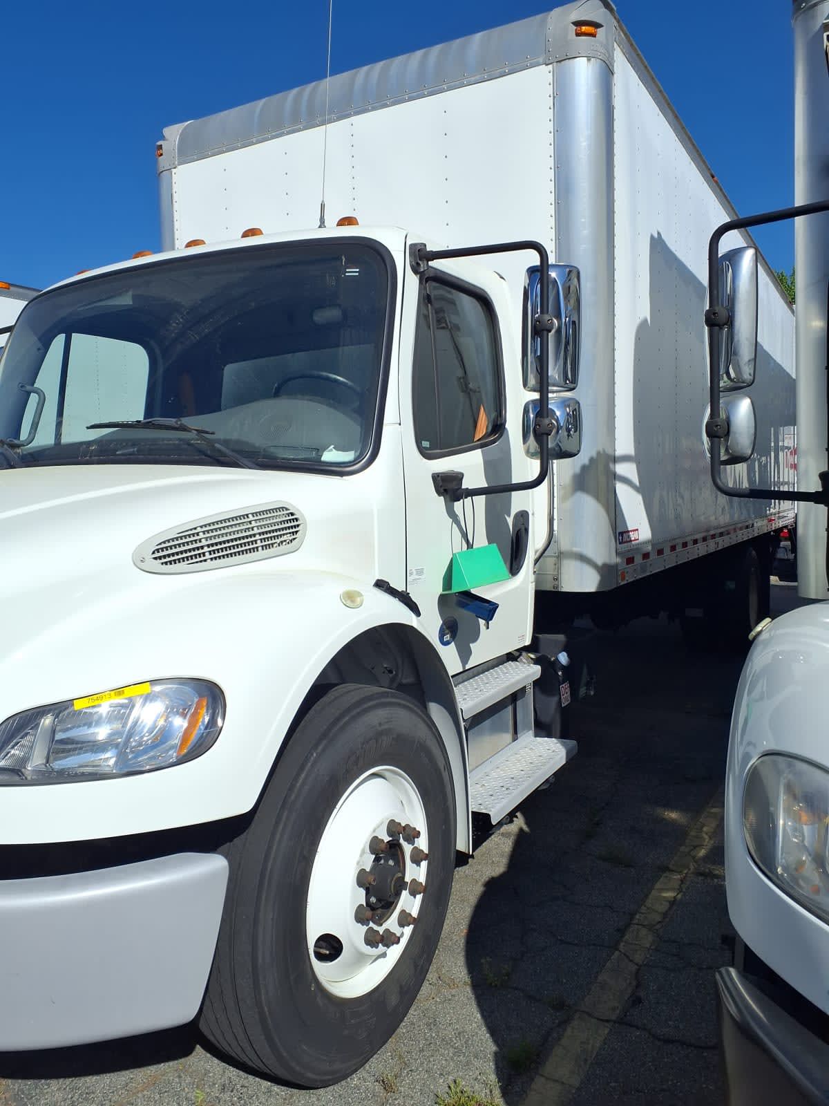2018 Freightliner M2 106
