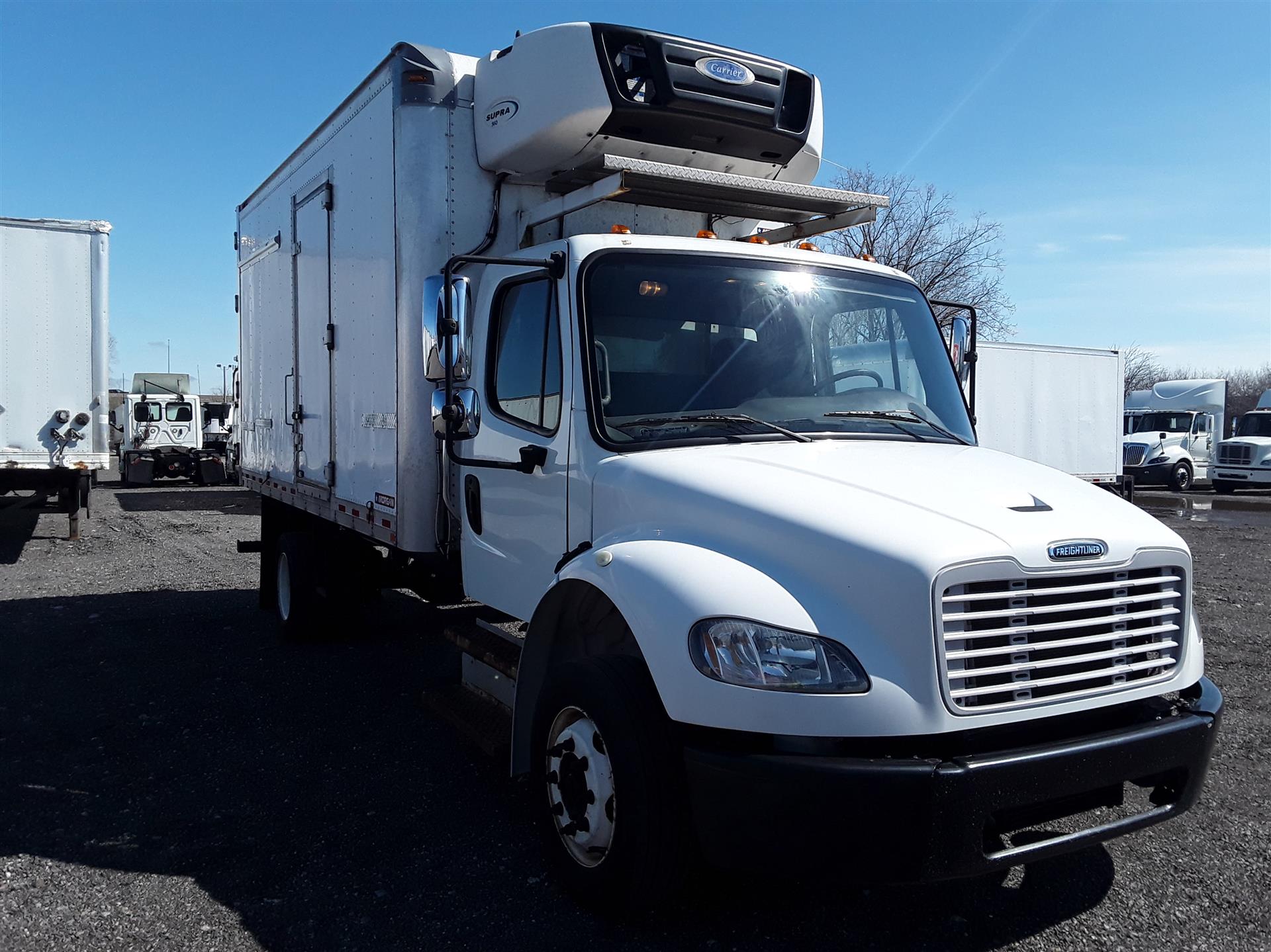 2018 Freightliner M2 106