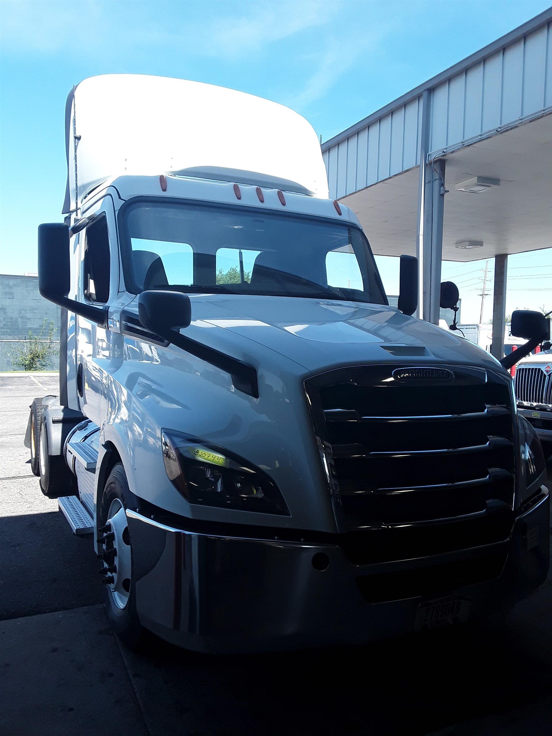 2019 Freightliner NEW CASCADIA PX12664