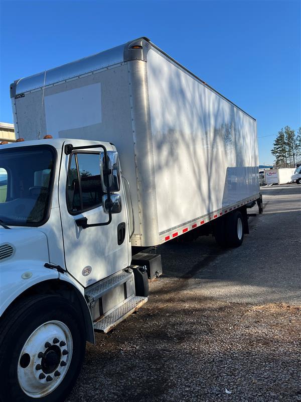 2019 Freightliner M2 106