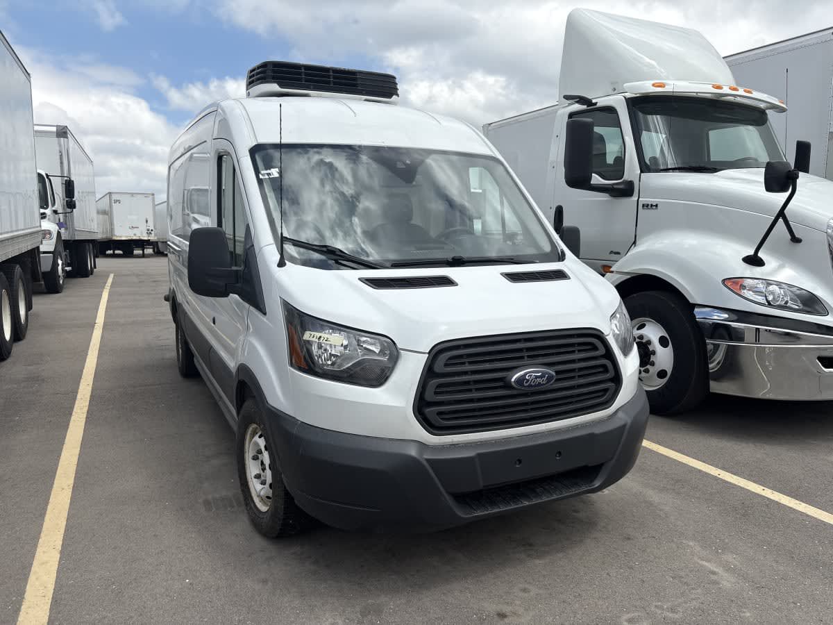 2017 Ford TRANSIT 250