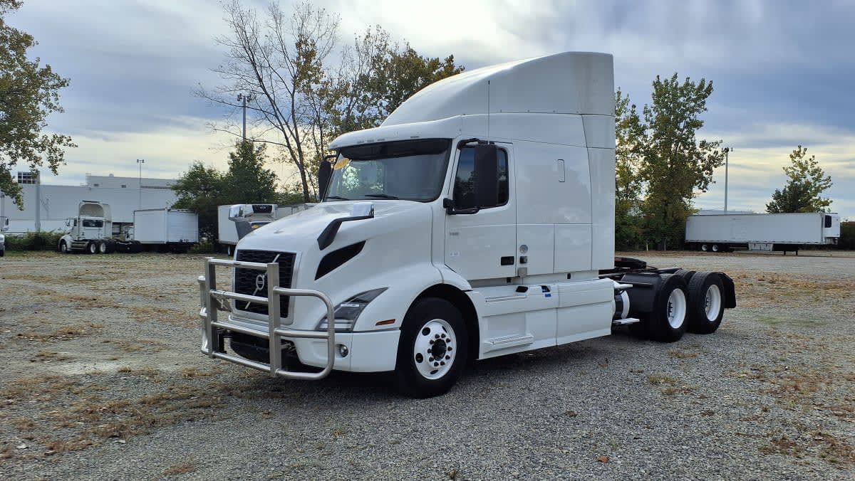 2020 Volvo VNR64T-640