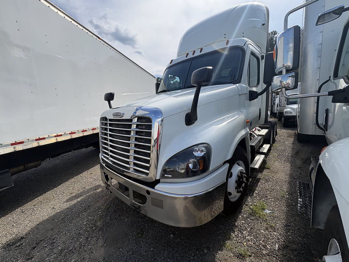 2019 Freightliner CASCADIA 125
