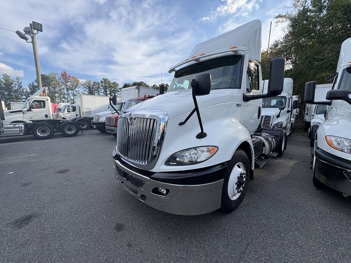 2020 International RH613