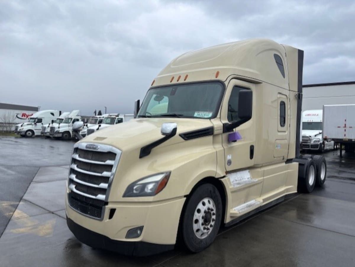 2019 Freightliner NEW CASCADIA PX12664