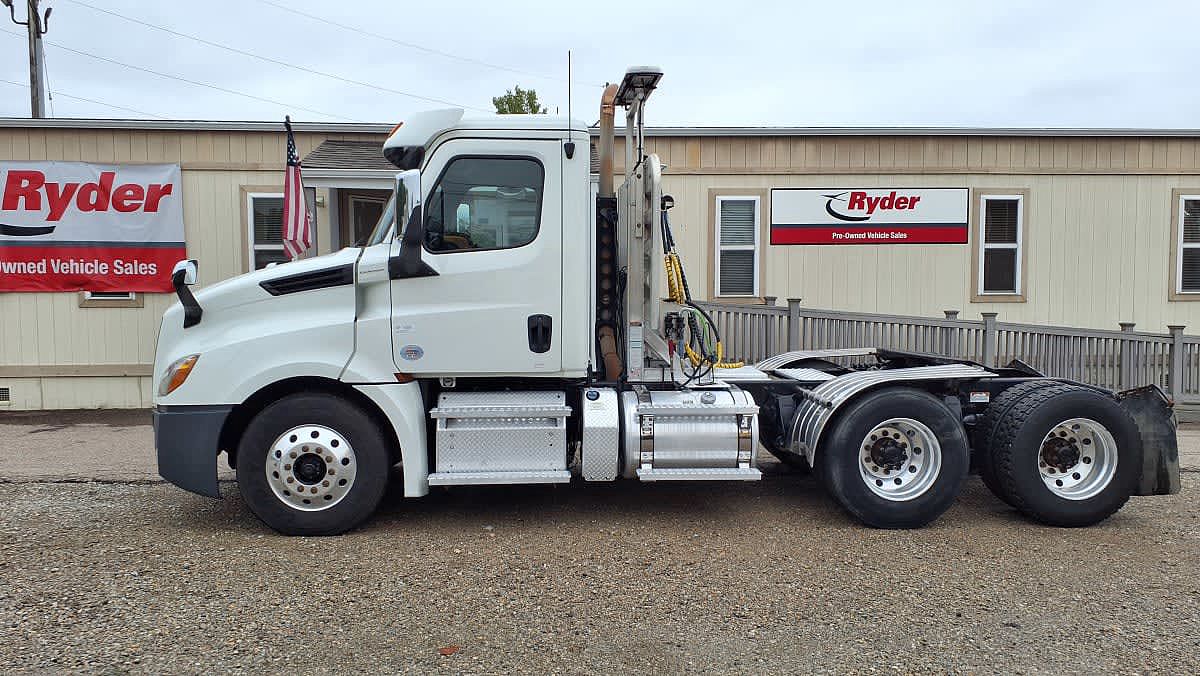 2020 Freightliner NEW CASCADIA PX12664