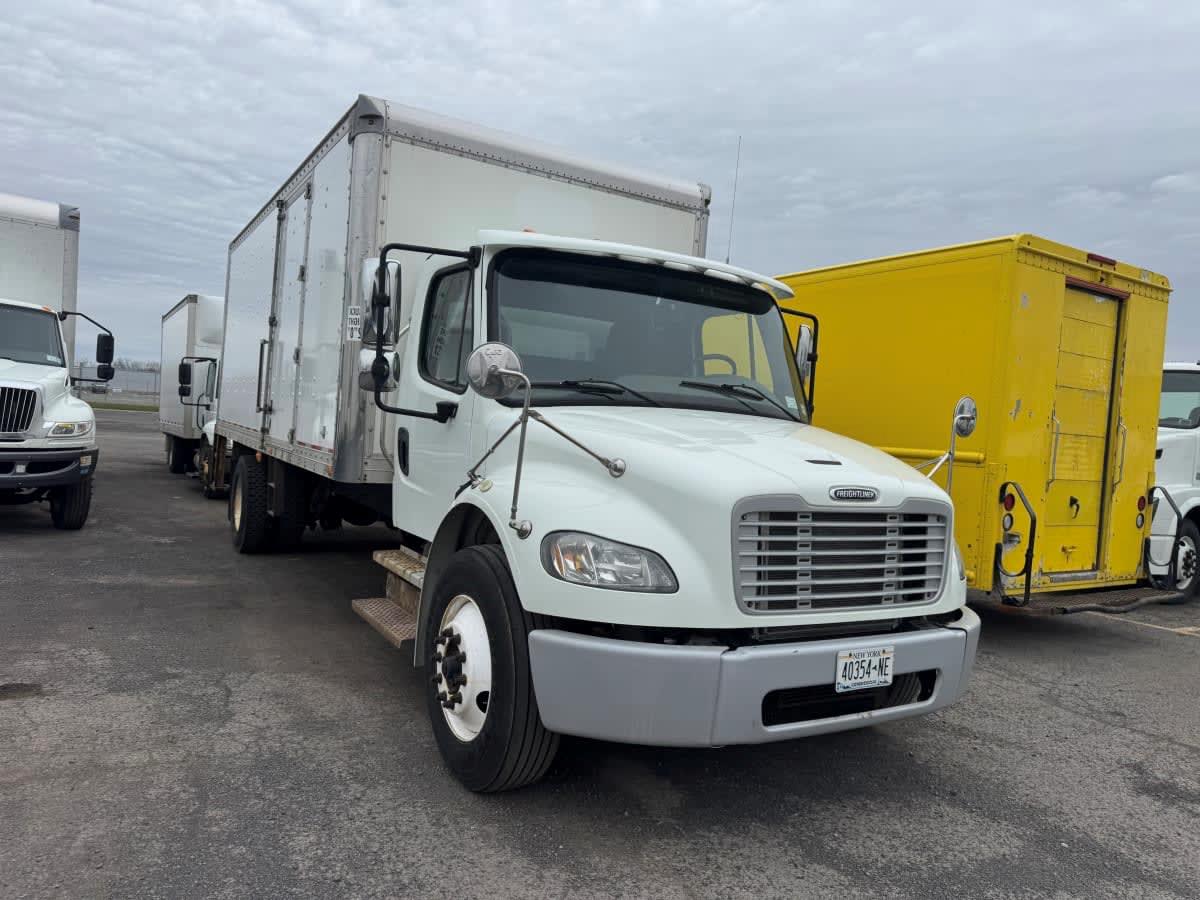 2019 Freightliner M2 106