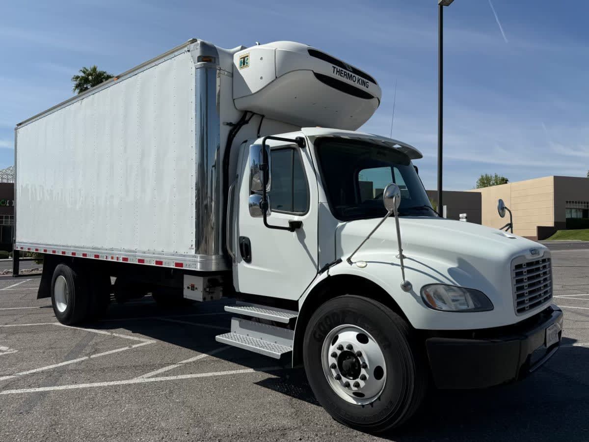 2019 Freightliner M2 106