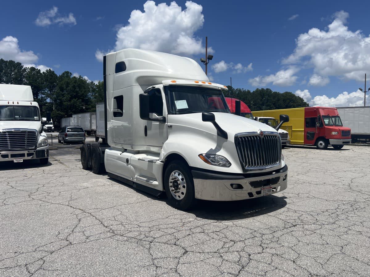 2019 International LT625