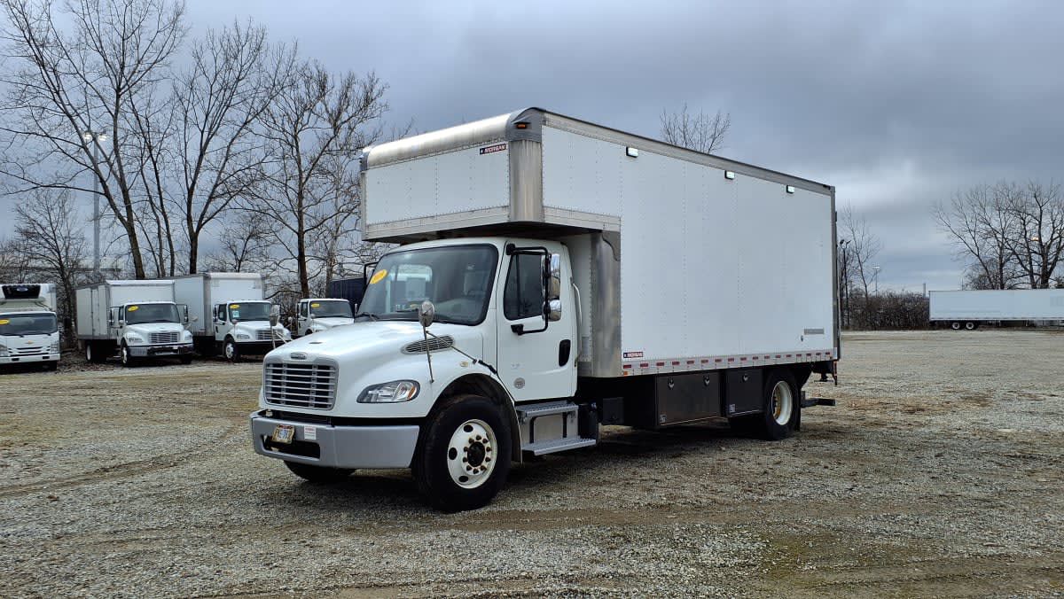 2019 Freightliner M2 106