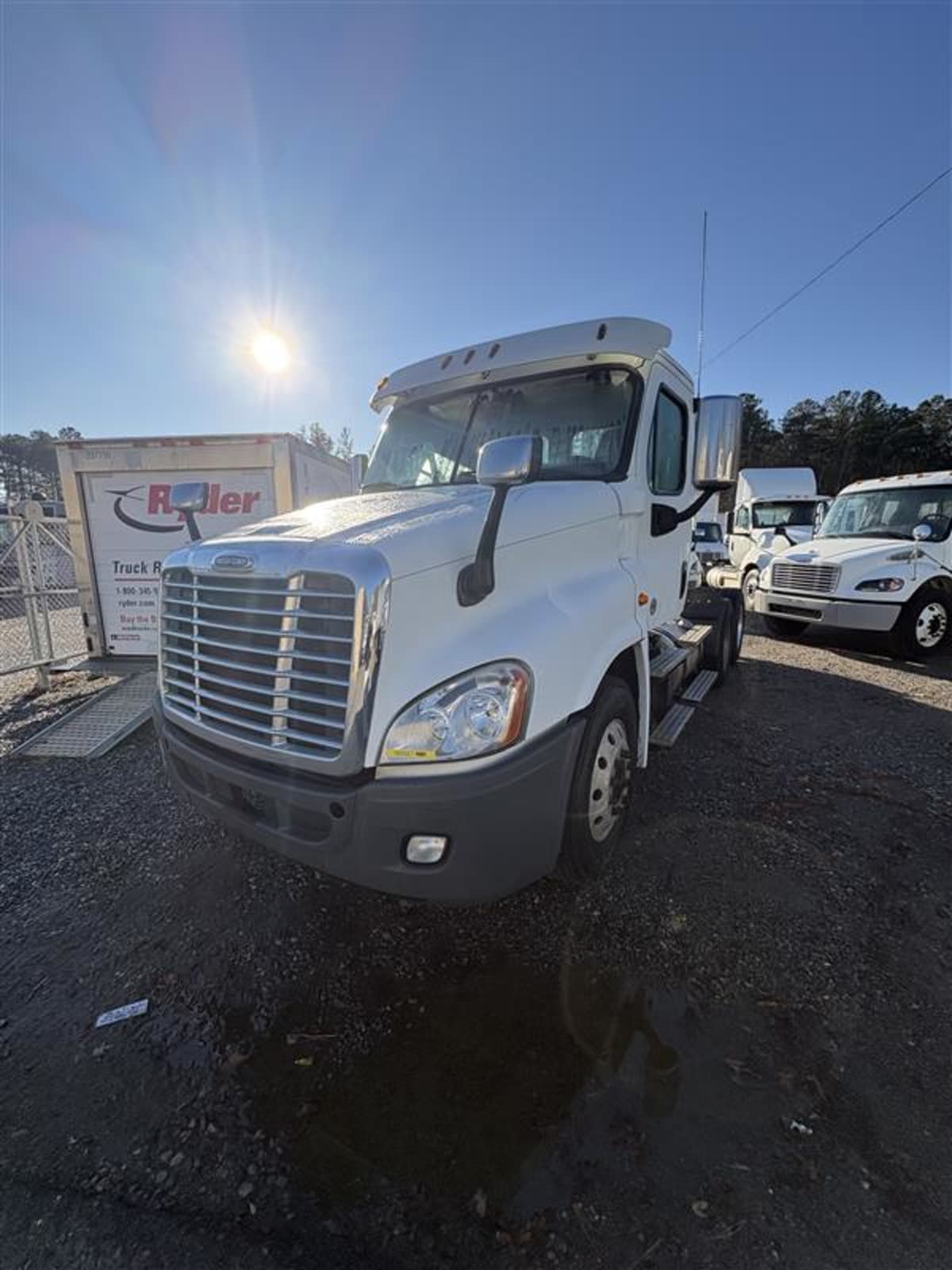 2018 Freightliner CASCADIA 125