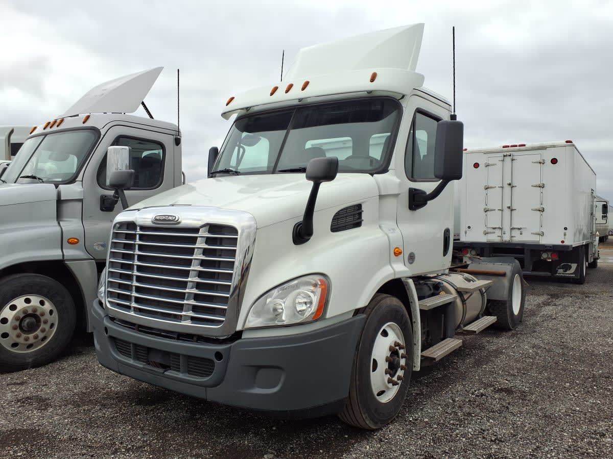 2019 Freightliner CASCADIA 113