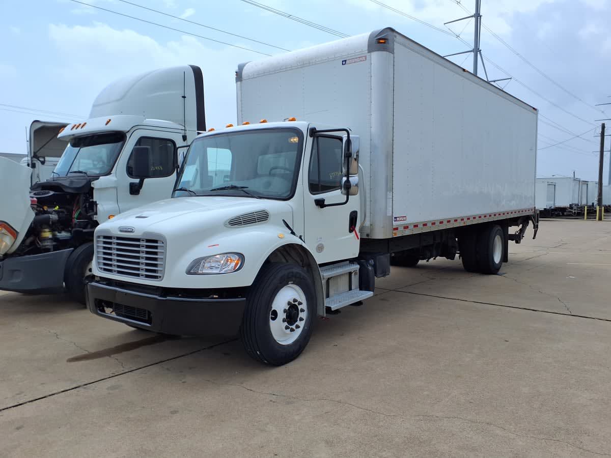2019 Freightliner M2 106