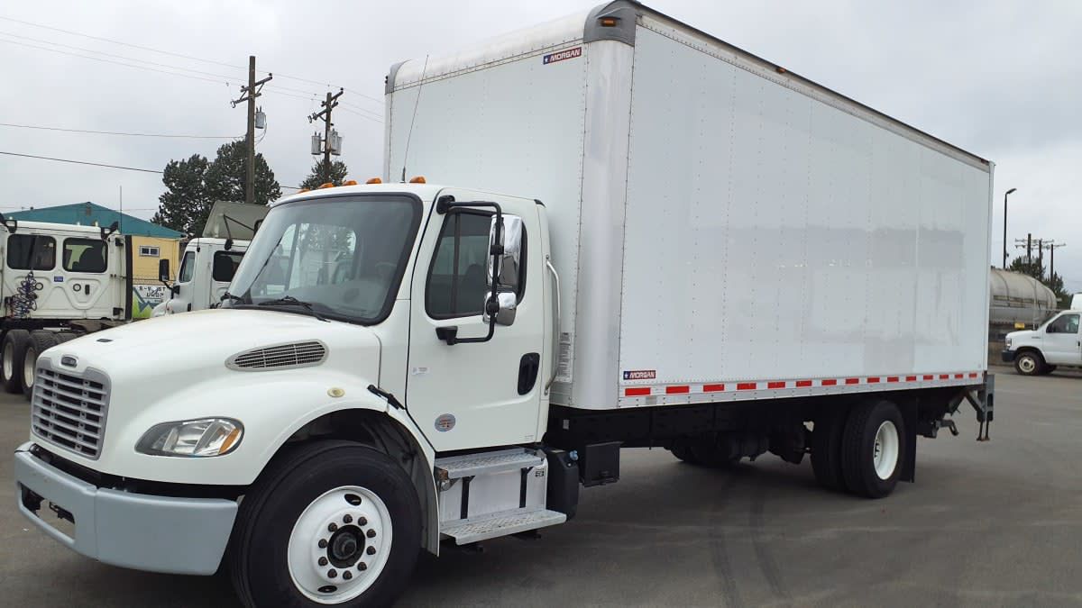 2019 Freightliner M2 106
