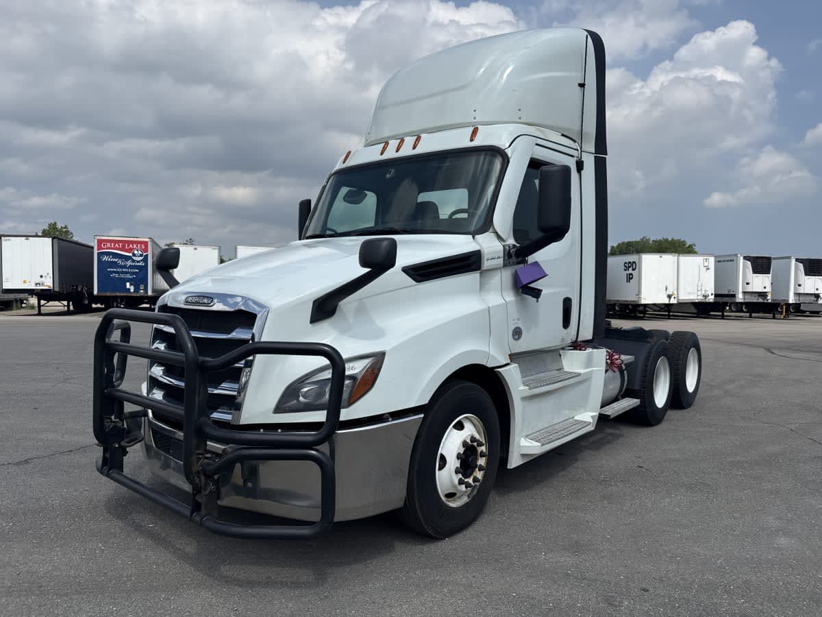 2021 Freightliner NEW CASCADIA PX12664