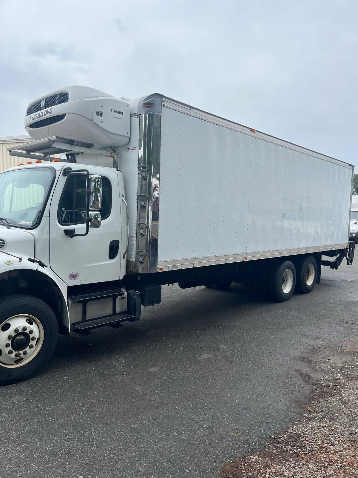 2016 Freightliner M2 106