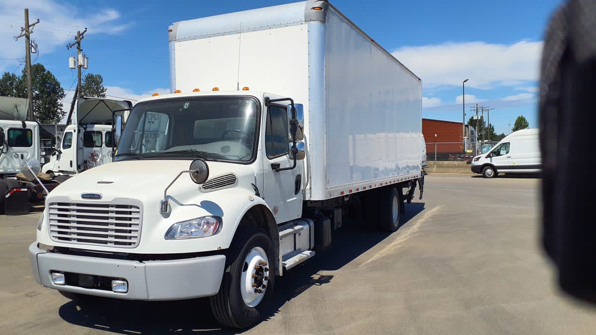 2022 Freightliner M2 106