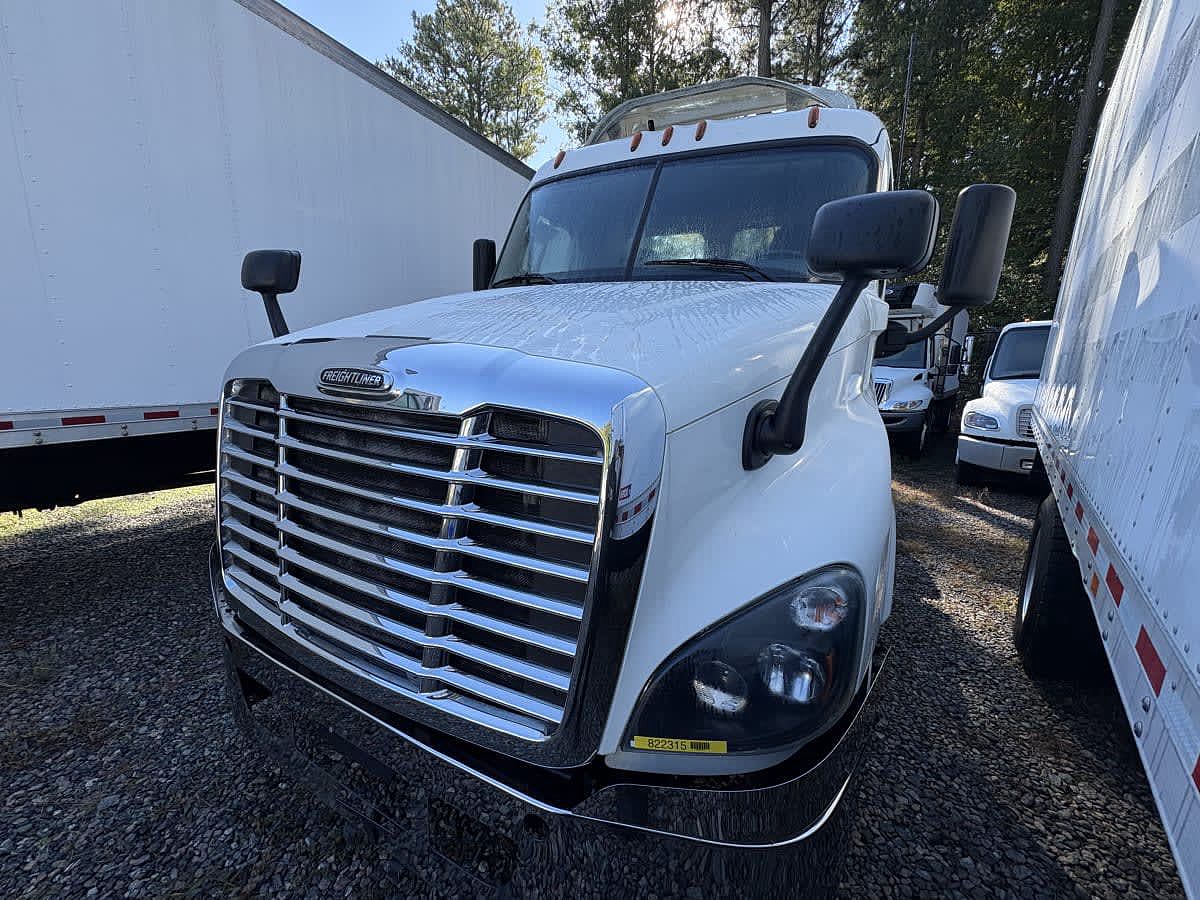 2019 Freightliner CASCADIA 125