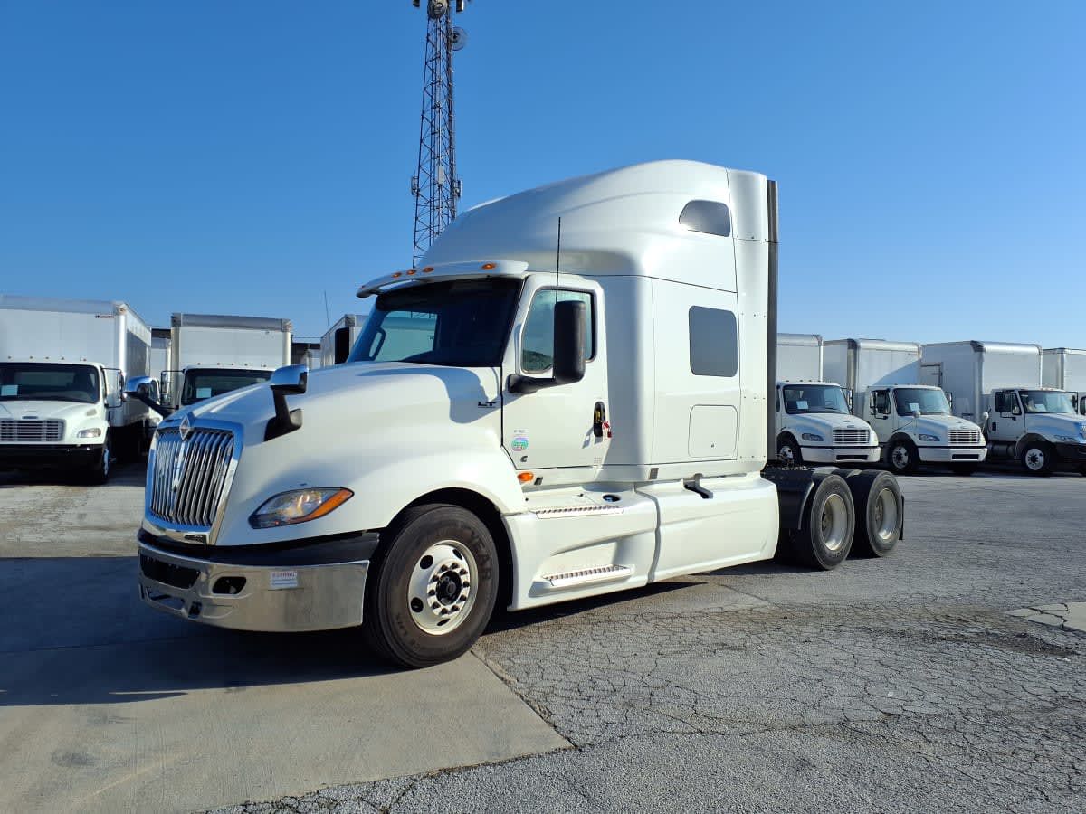 2019 International LT625