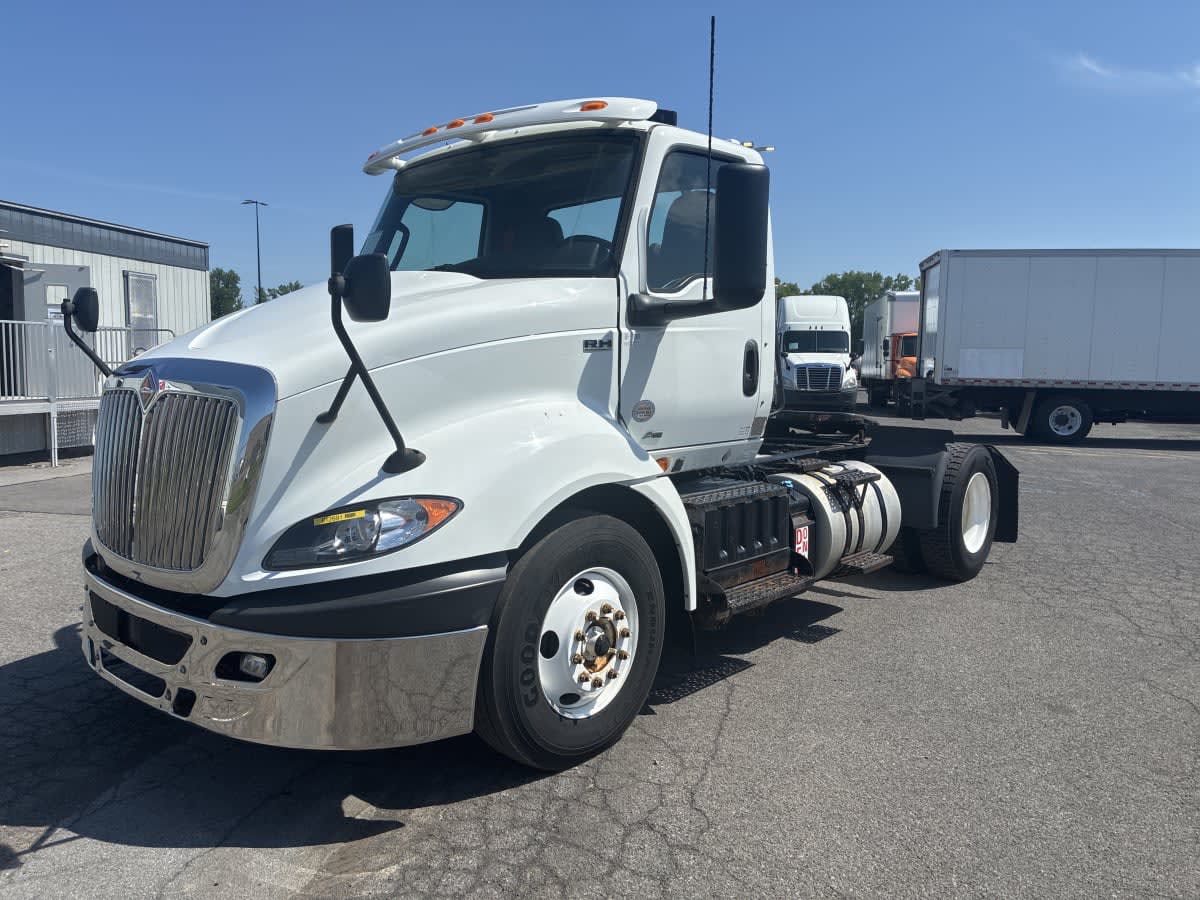 2019 International RH613