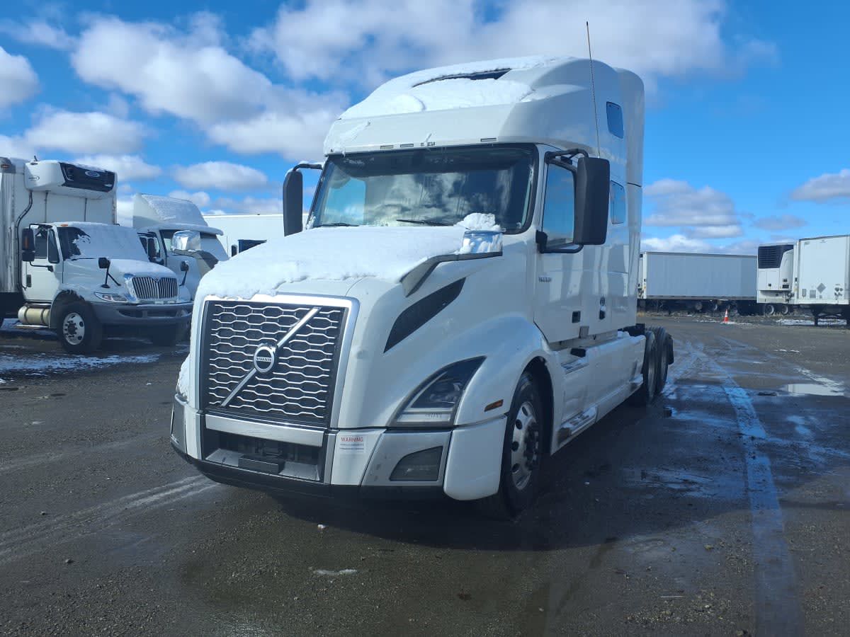 2020 Volvo VNL64T-760