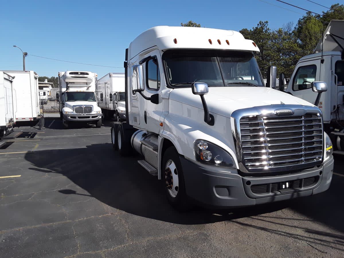 2019 Freightliner CASCADIA 125