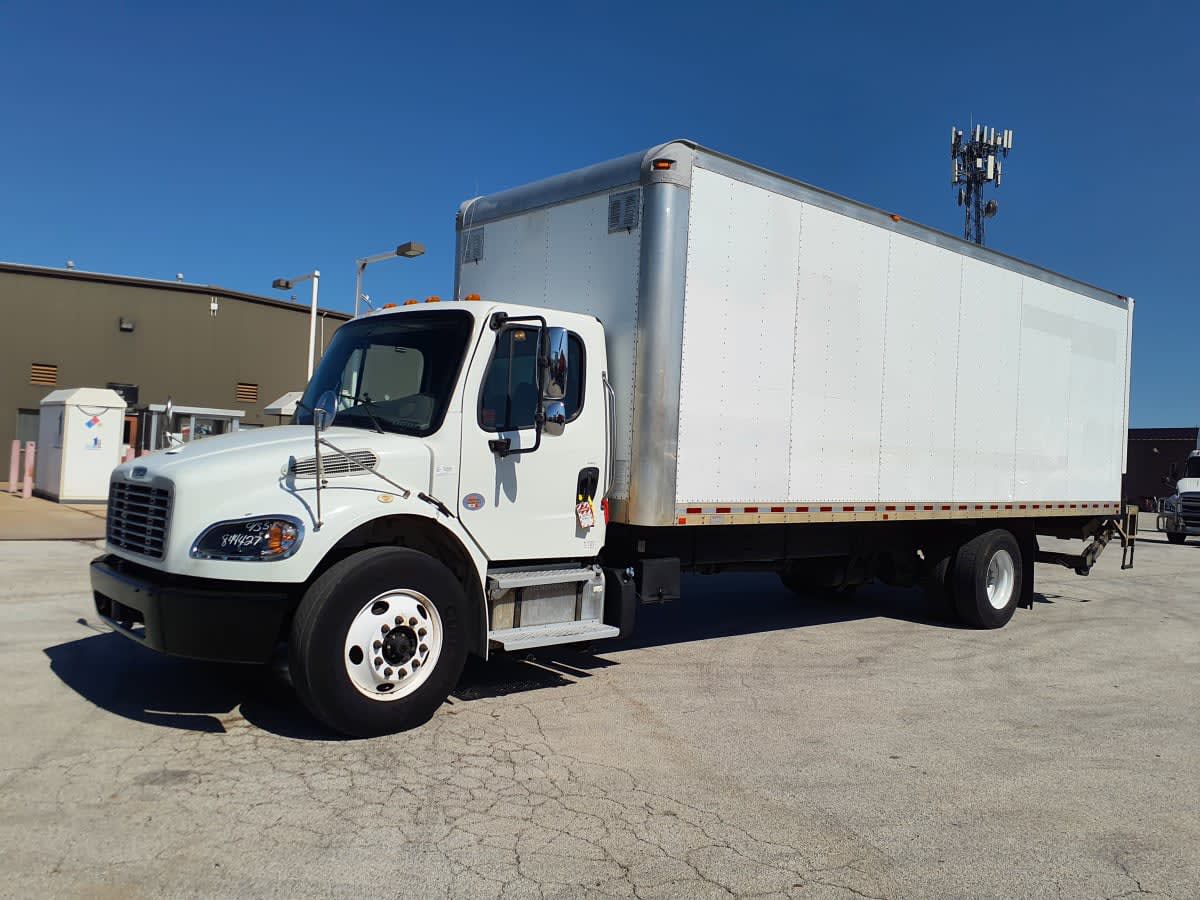 2019 Freightliner M2 106