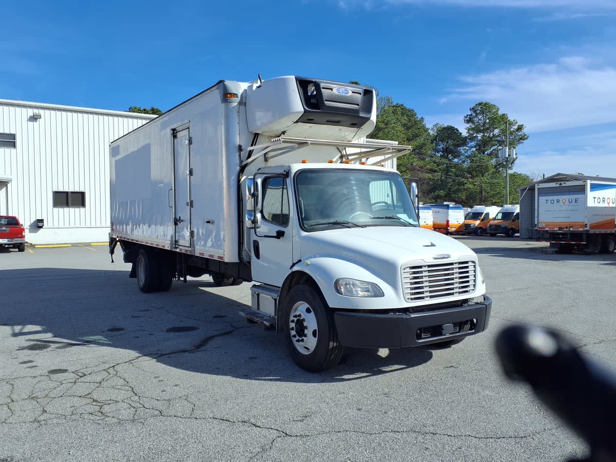 2018 Freightliner M2 106