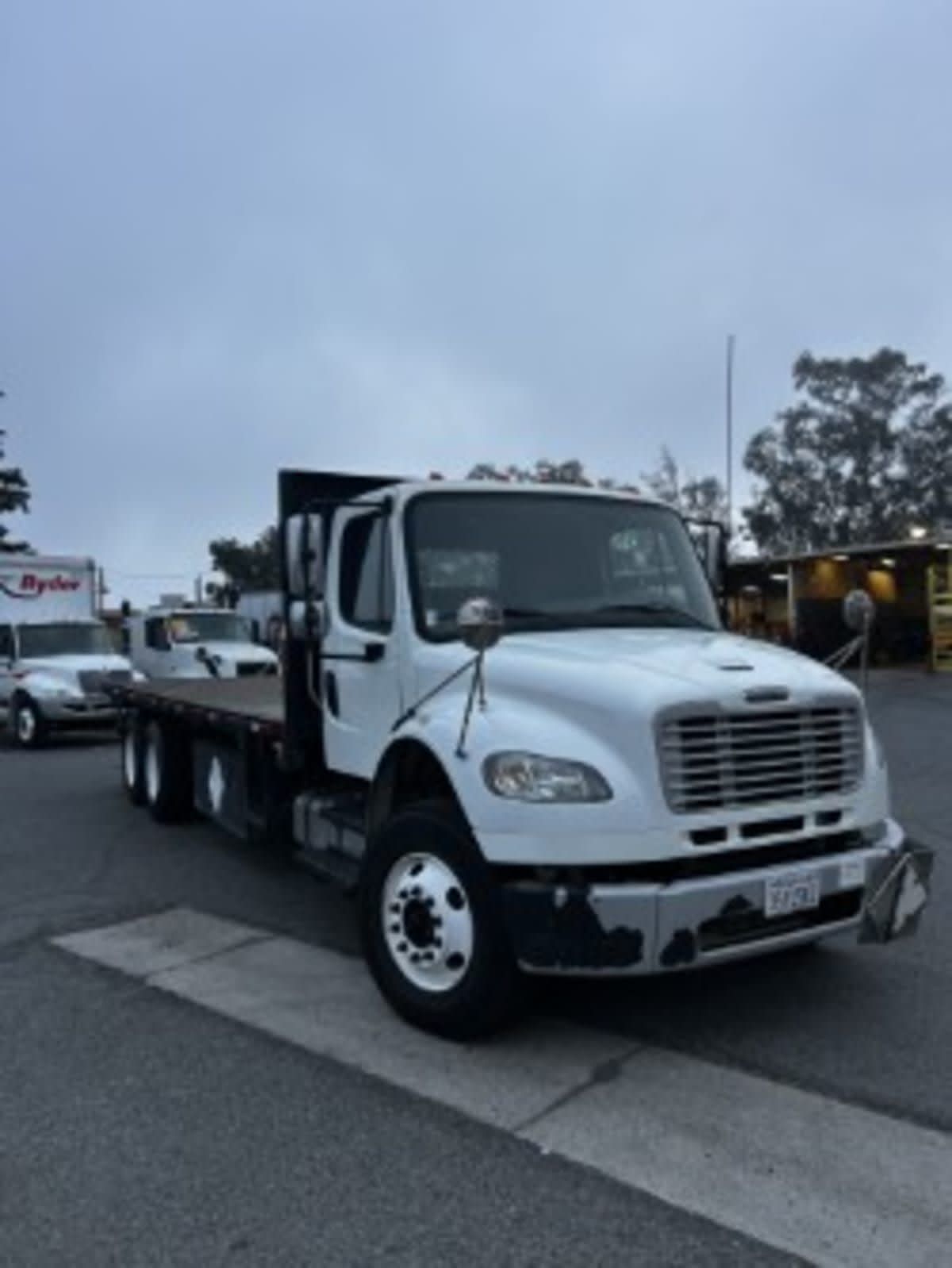 2018 Freightliner M2 106
