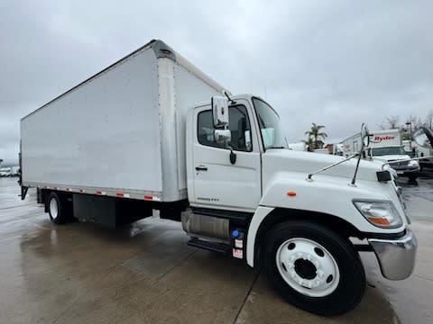 2016 Hino 338
