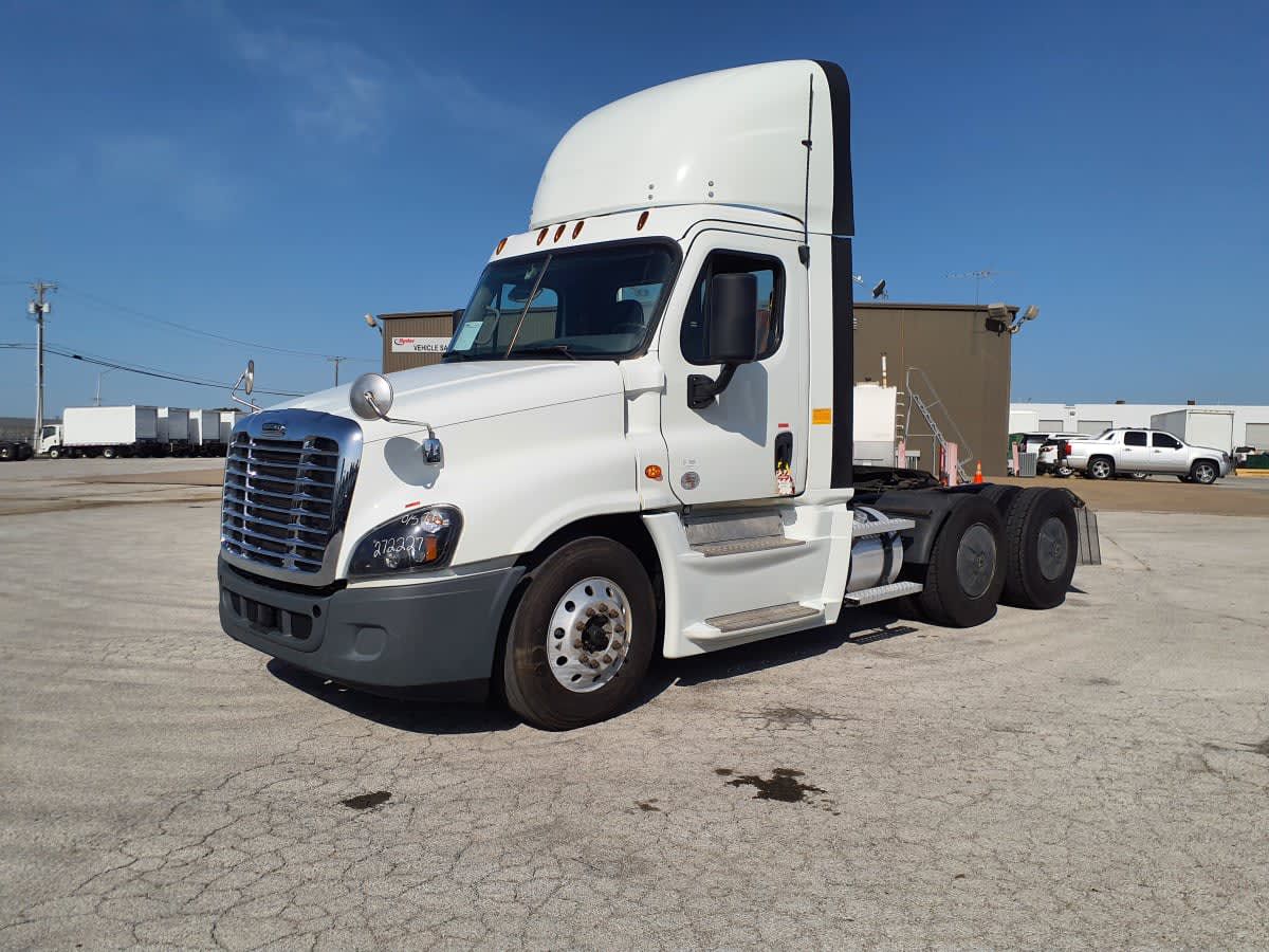 2020 Freightliner CASCADIA 125