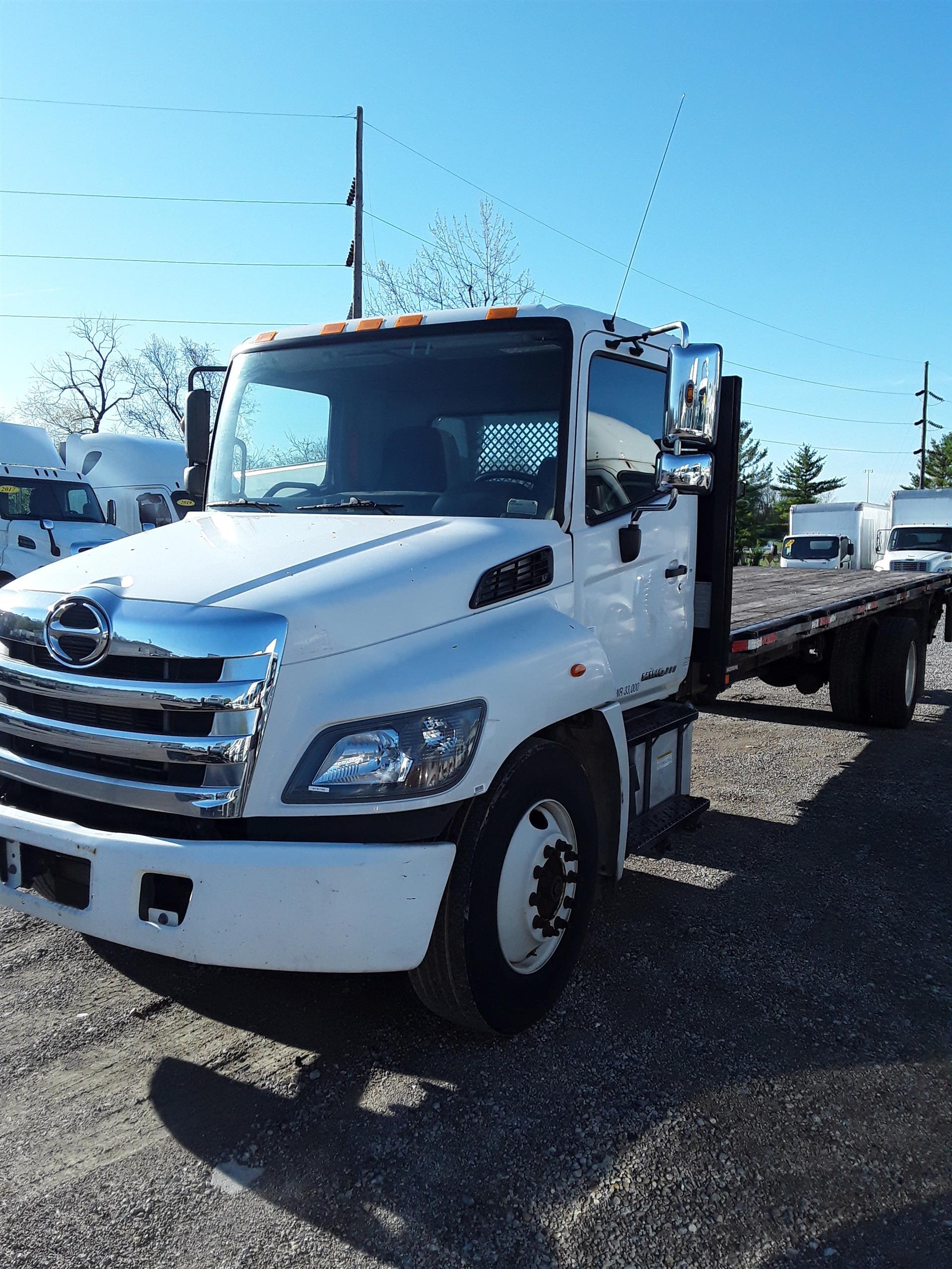 2017 Hino 338