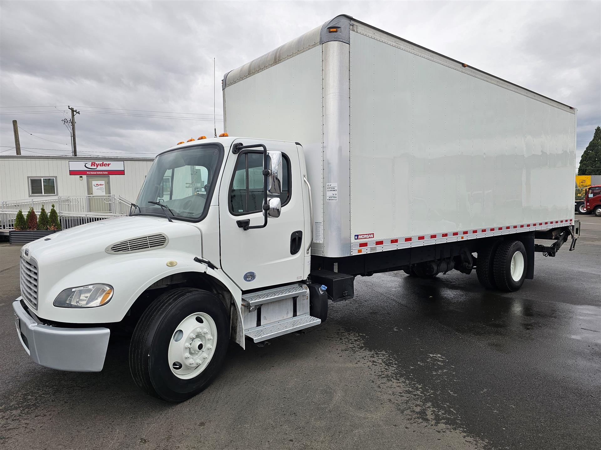 2016 Freightliner M2 106